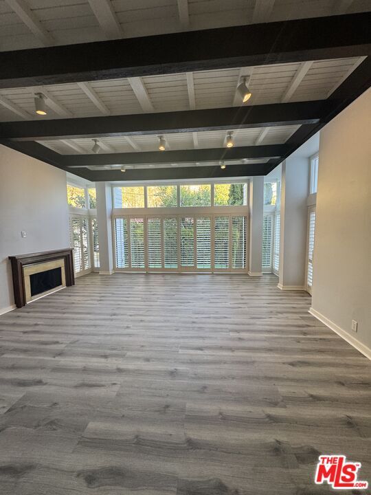 Building Photo - 1713 Queens Ct