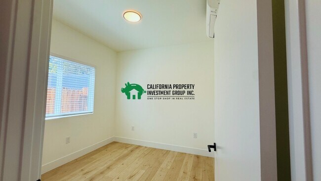 Building Photo - 4108 16th Ave