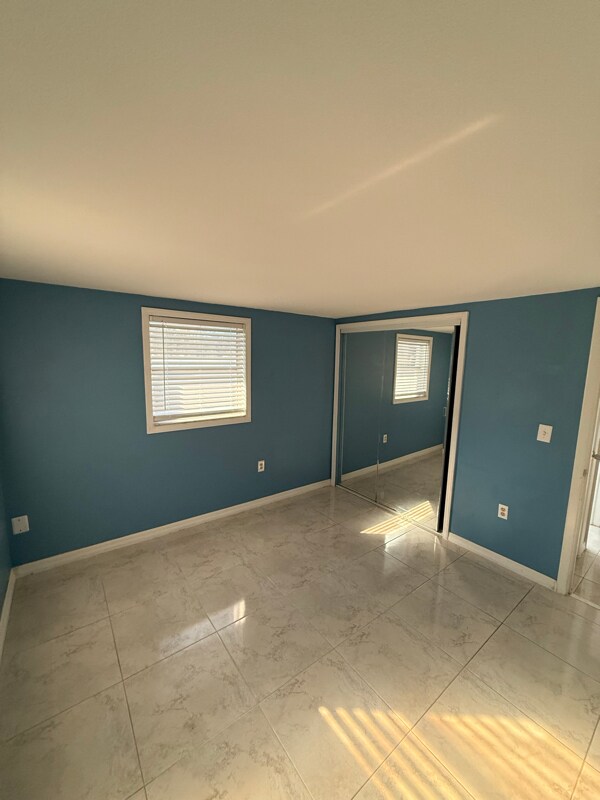 Building Photo - 9105 Sterling Ln