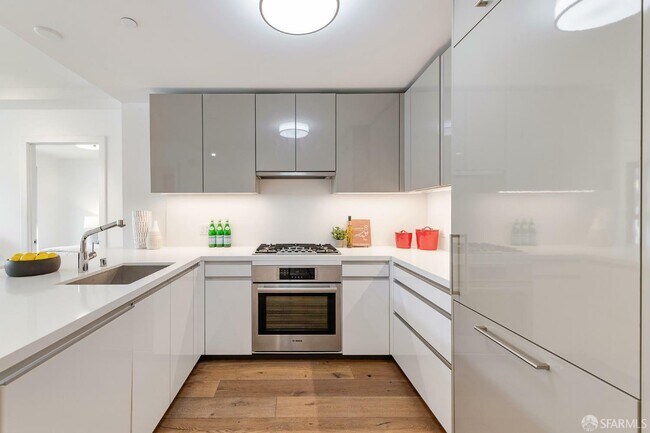 Building Photo - 1450 Franklin St