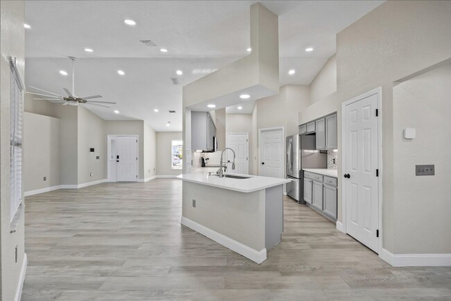 Building Photo - Beautifully remodeled home is situated in ...