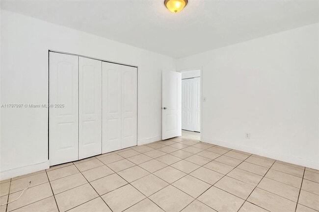 Building Photo - 6921 Rue Vendome