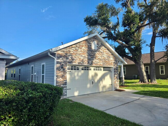 Building Photo - 1522 NW 120th Way