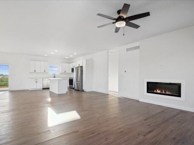 Building Photo - 808 Windam Dr