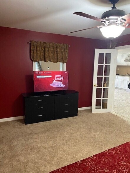 Building Photo - 46416 Springwood Ct