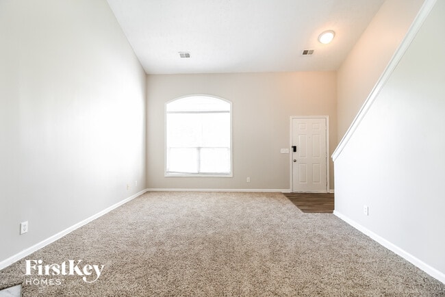 Building Photo - 763 Ives Way NW