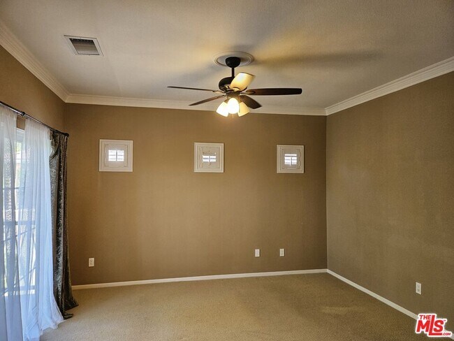 Building Photo - 27960 Trillium Ln