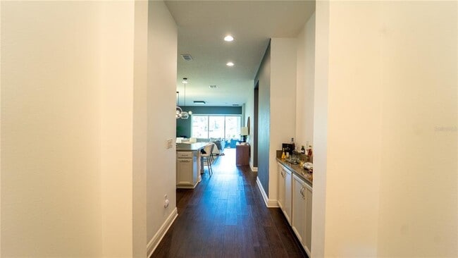 Building Photo - 10239 Henbury St