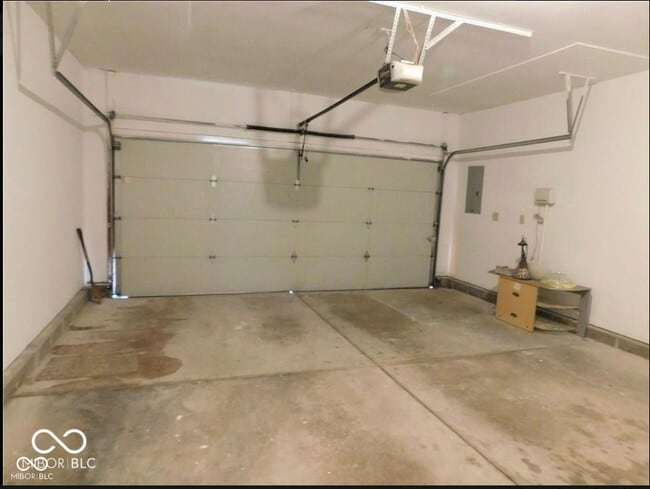 Building Photo - 13203 United Dr