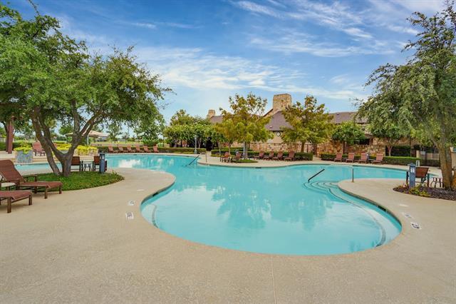 Building Photo - 9625 Heartwood Dr