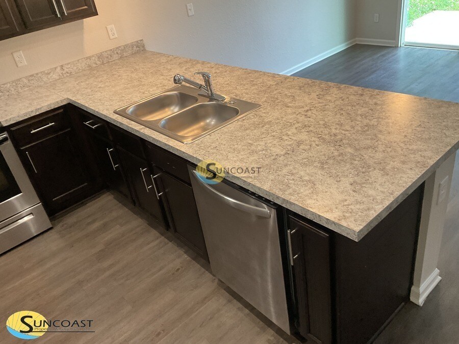 Building Photo - 7323 Richardson Rd