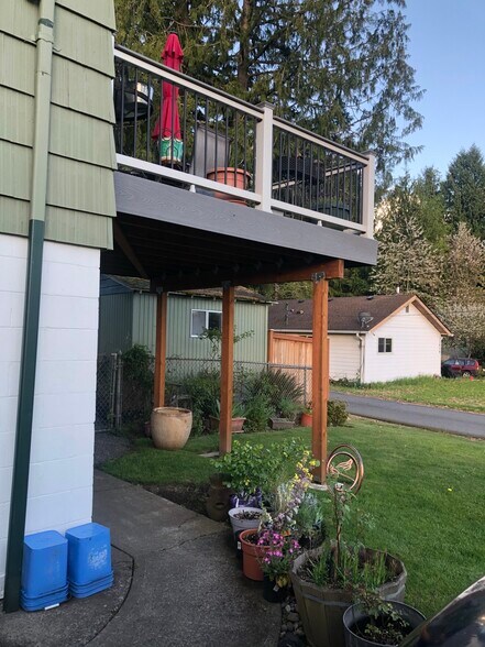 Building Photo - 25609 Lawson St