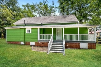 Building Photo - Charming Home in Quiet Griffin Neighborhood – For Rent