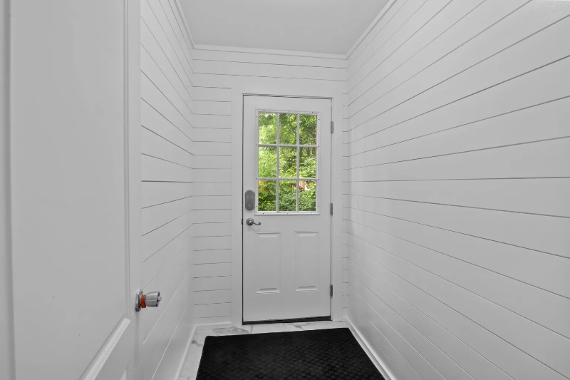 Building Photo - 307 Church St