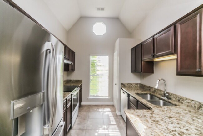 Building Photo - 4880 Briona St