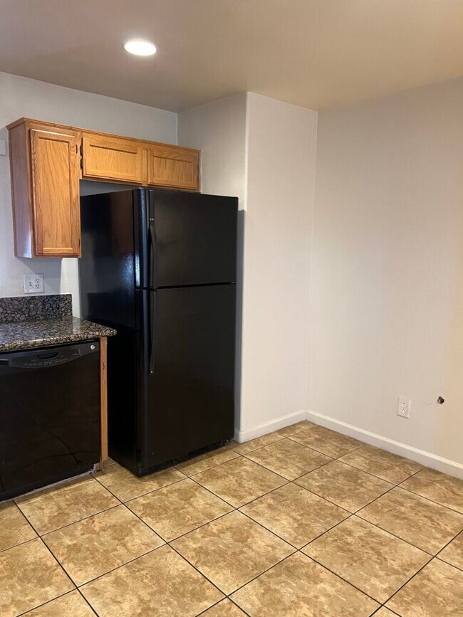 Building Photo - 2275 Windmill Grove Ct