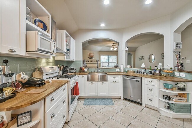 Building Photo - 17118 Kobuk Valley Cir