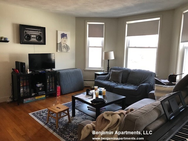 Building Photo - 316 Tappan St