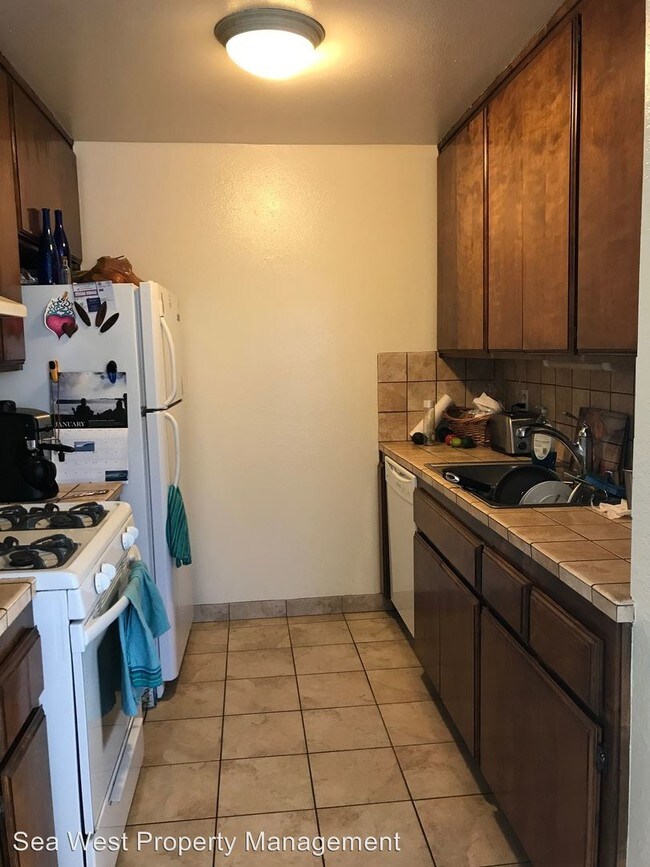 Building Photo - 2134 Manchester Ave