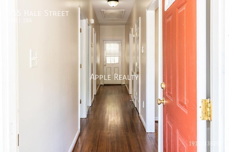 Building Photo - 915 Hale St