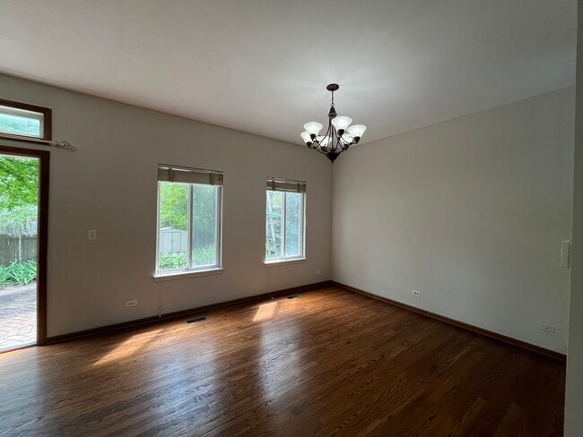 Building Photo - 2830 Alameda Ct
