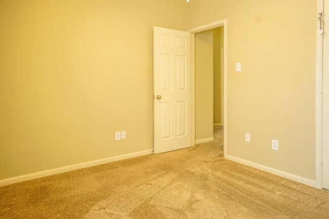 Building Photo - 6407 Richland Hills Dr