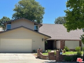 Building Photo - 2276 Westridge Rd