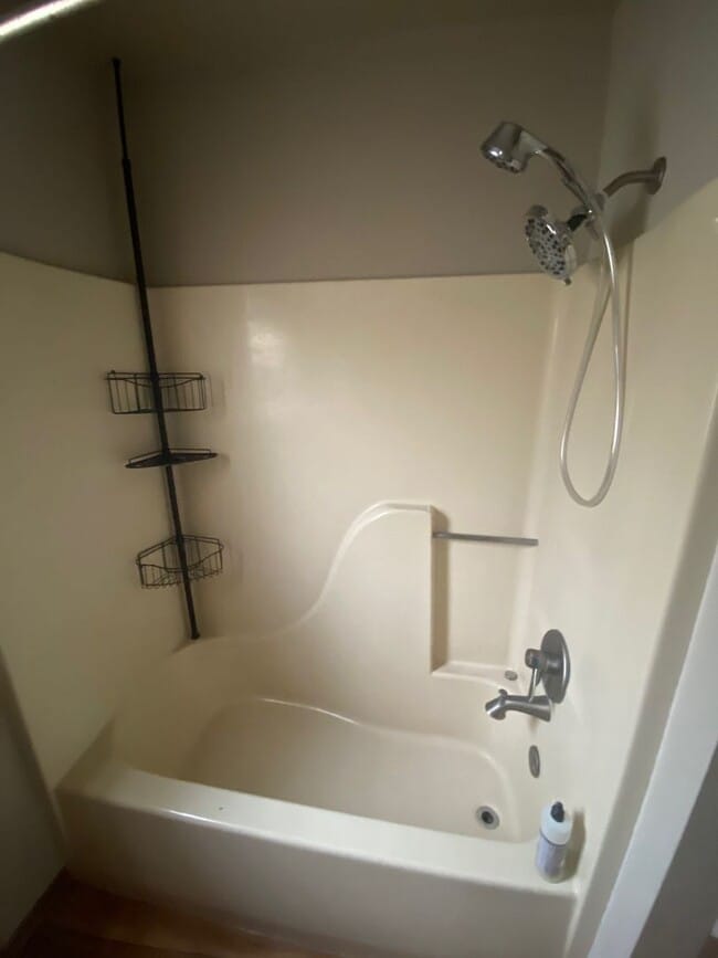 Building Photo - Beautiful 3 Bed Home! Zia School District