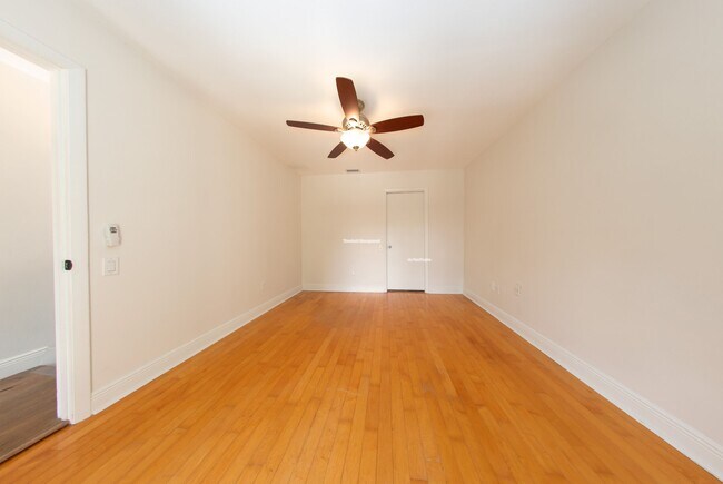 Building Photo - 6724 SW 114th Pl