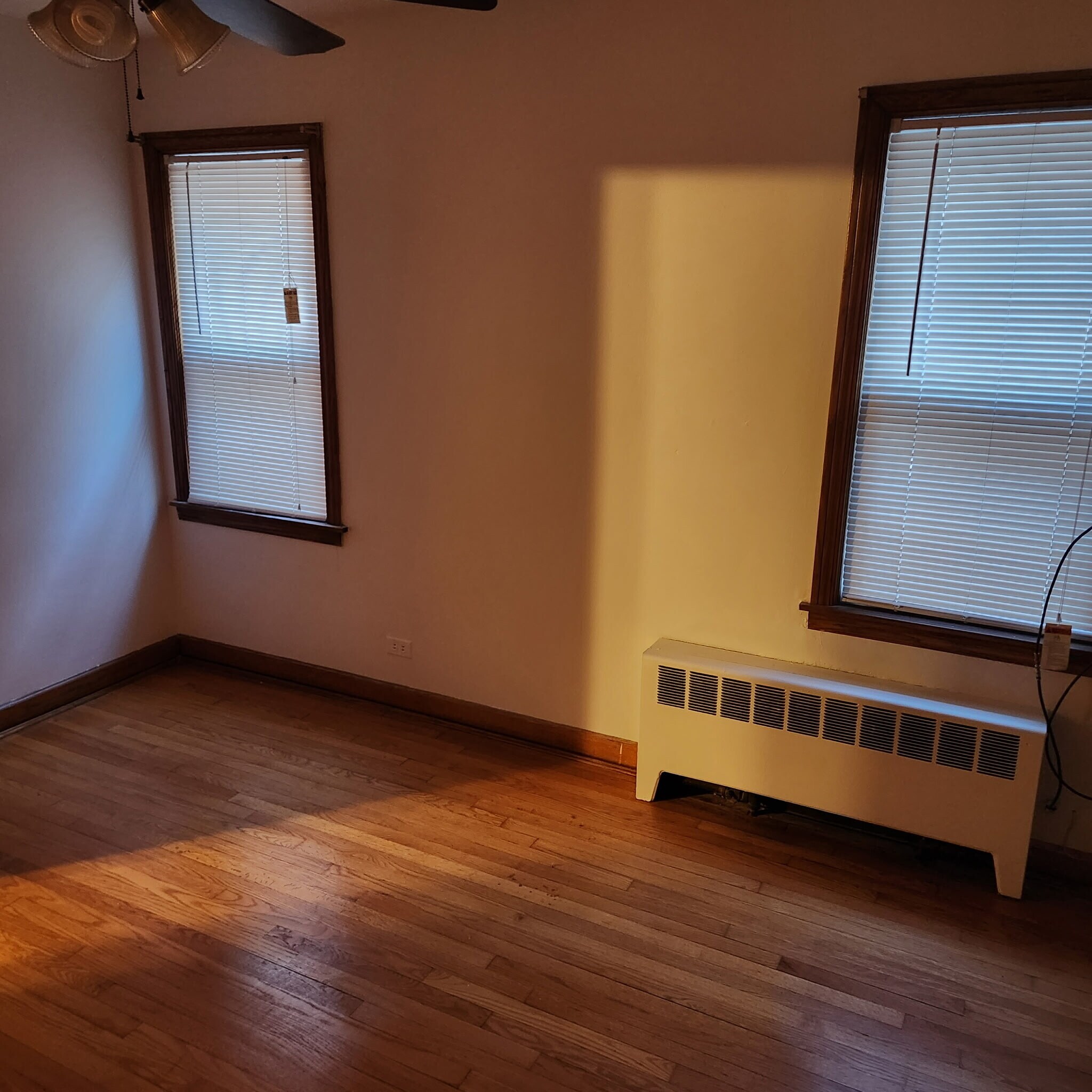 Building Photo - 6656 S Fairfield Ave