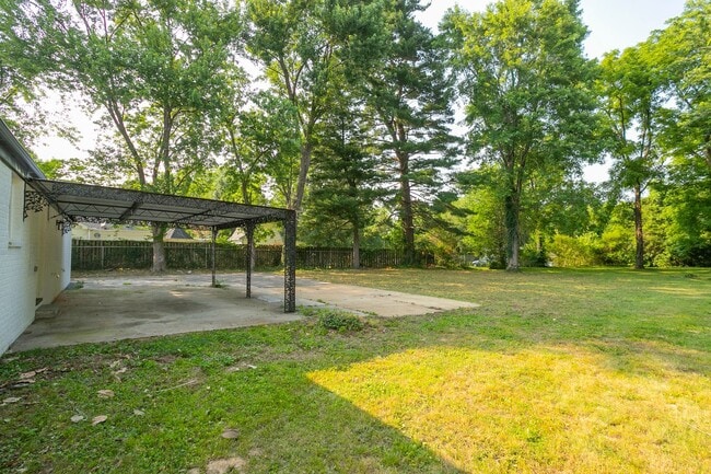 Building Photo - 1229 Berwick Trail