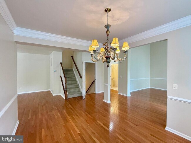 Building Photo - 5624 Arrowfield Terrace