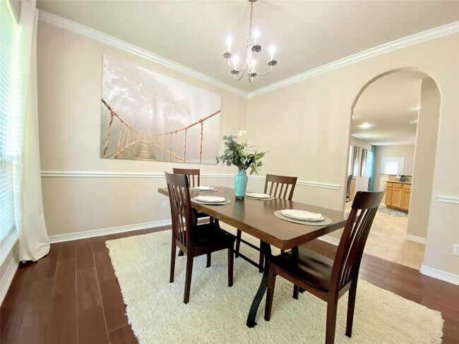 Building Photo - 314 River Briar Ln