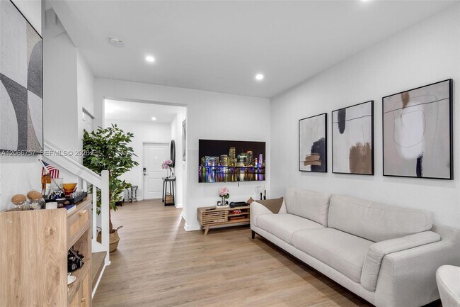 Building Photo - 21444 2nd Path