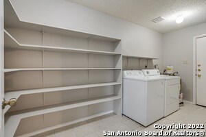 Building Photo - 22011 Oriole Hill Dr