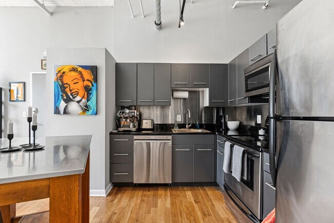 Building Photo - 2200 Arch St