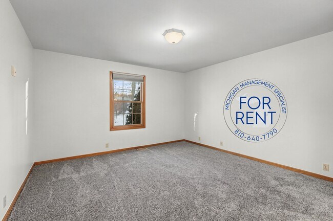 Building Photo - 3175 Rotterdam Dr