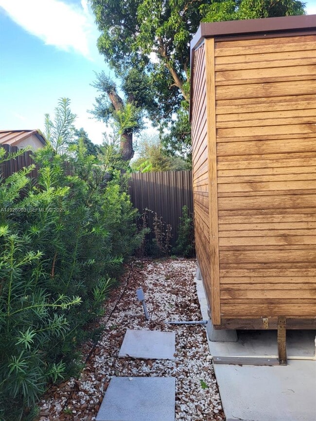 Building Photo - 2137 NW 97th St