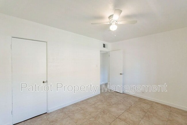 Building Photo - 928 W McDowell Rd