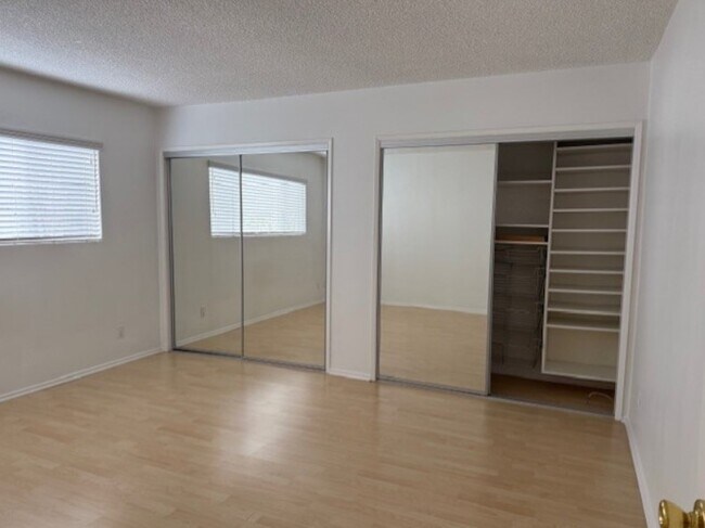 Building Photo - Darlington Ave