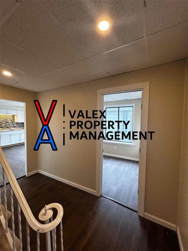 Building Photo - 344-346 Main Street