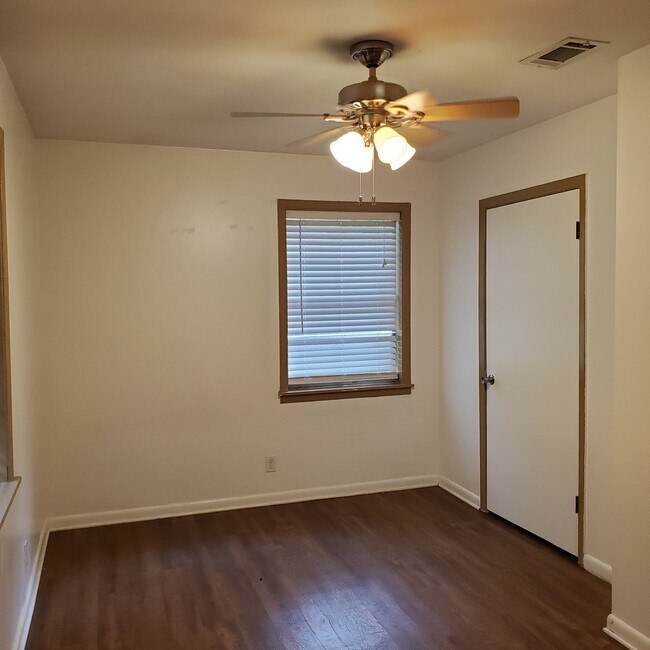 Bedroom 1 View 2 - 126 Nelda Dr