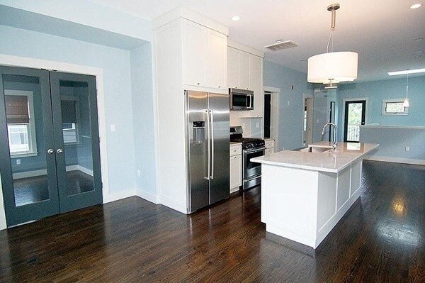 Building Photo - 196 Walden St