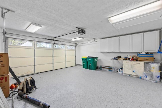 Building Photo - 367 Ayelsbury Ct