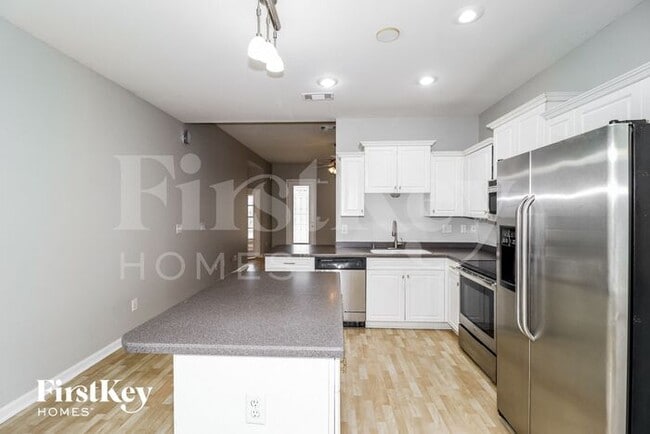 Building Photo - 8580 Griffin Park Dr