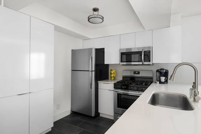 Kitchen - Crescent Apartments