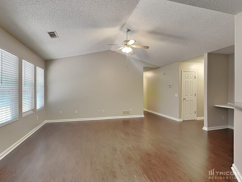 Building Photo - 1555 Mill Creek Rd