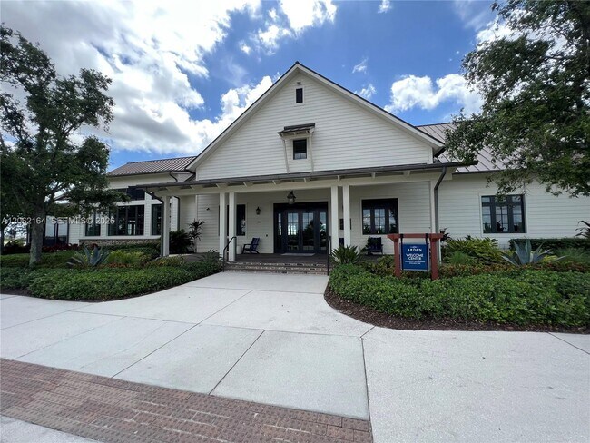 Building Photo - 1643 Pelican Post Pl