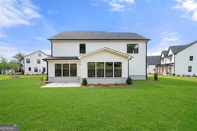 Building Photo - 2815 Medford Dr