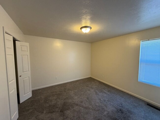 Building Photo - 1207 Euclid